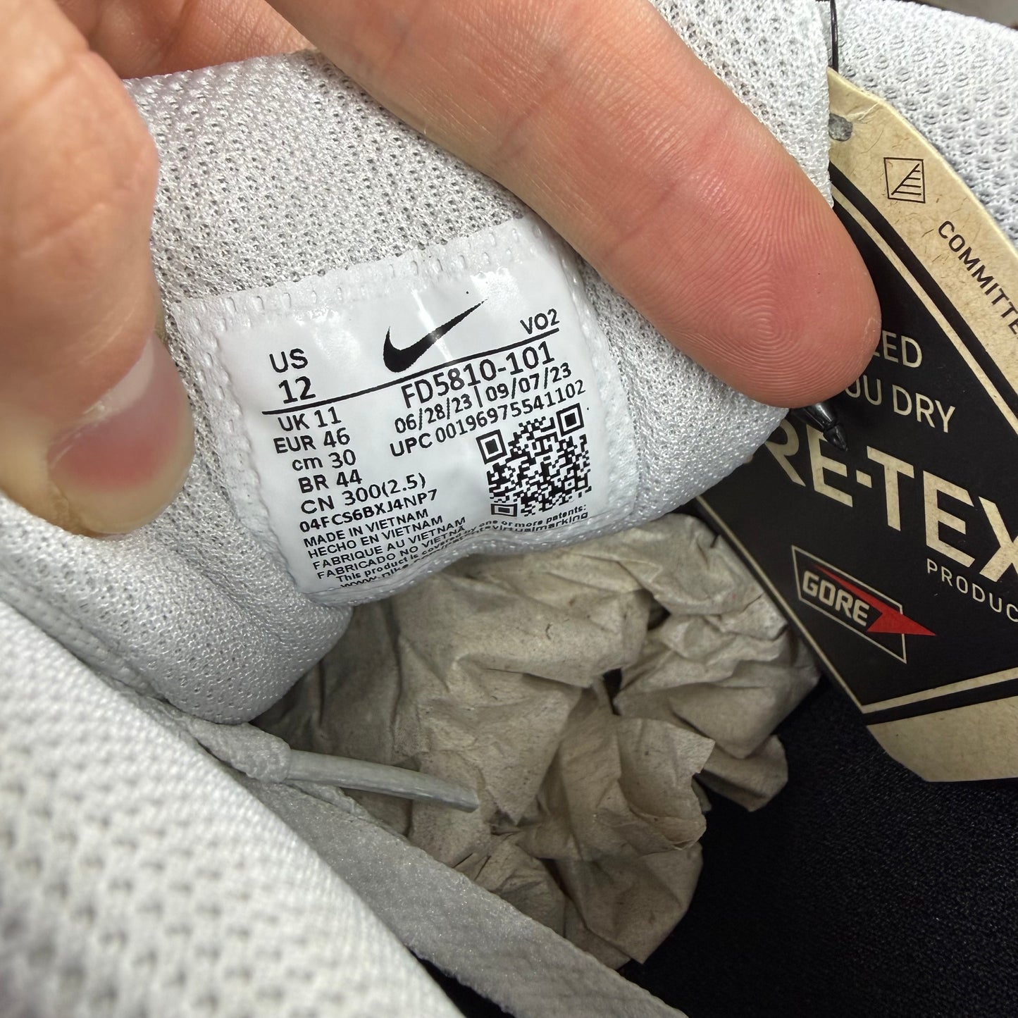 Nike Air Max 90 GORE-TEX 'Infrared'