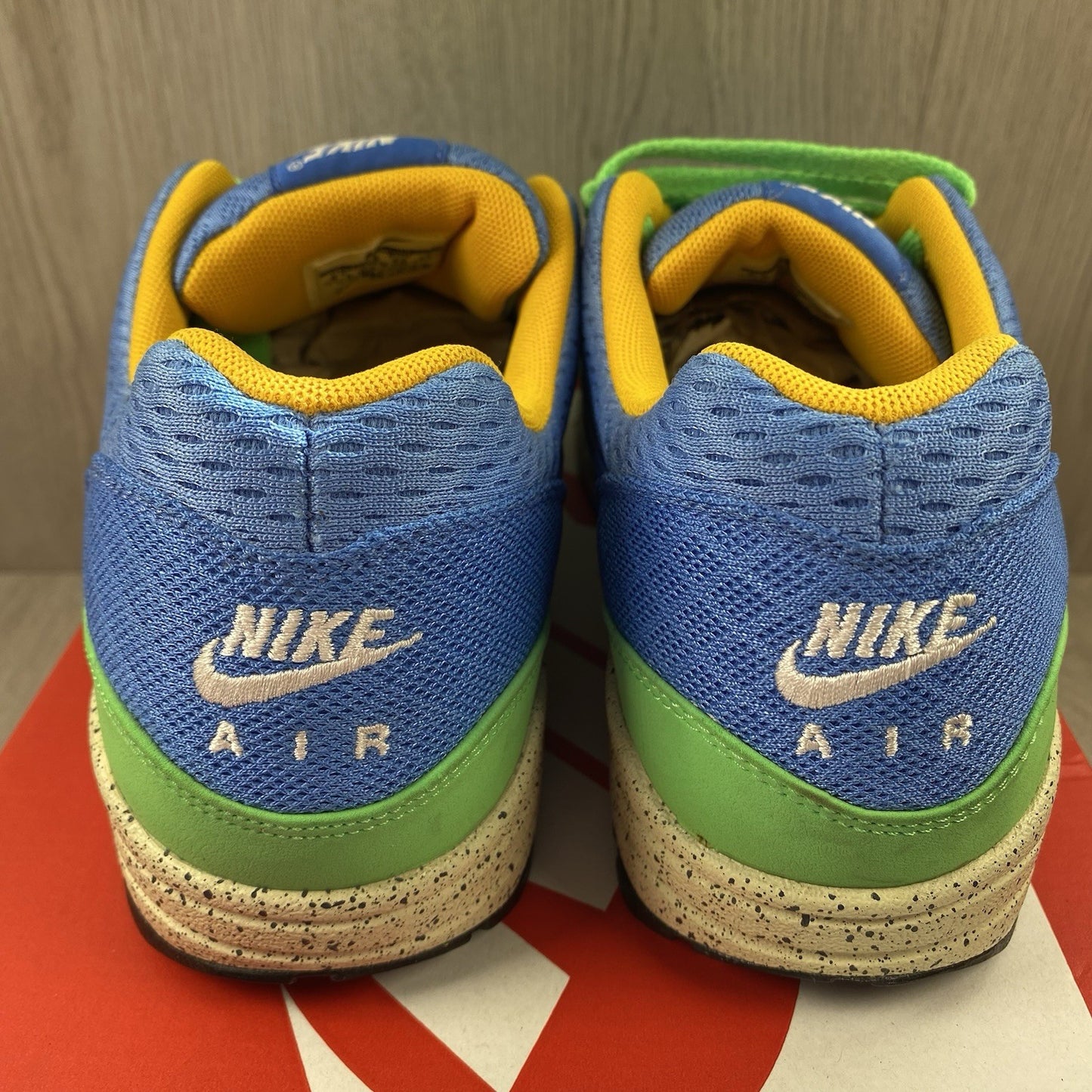 Nike Air Max 1 Trainers Beaches of Rio Blue Green Size UK8.5 US9.5 554718-443