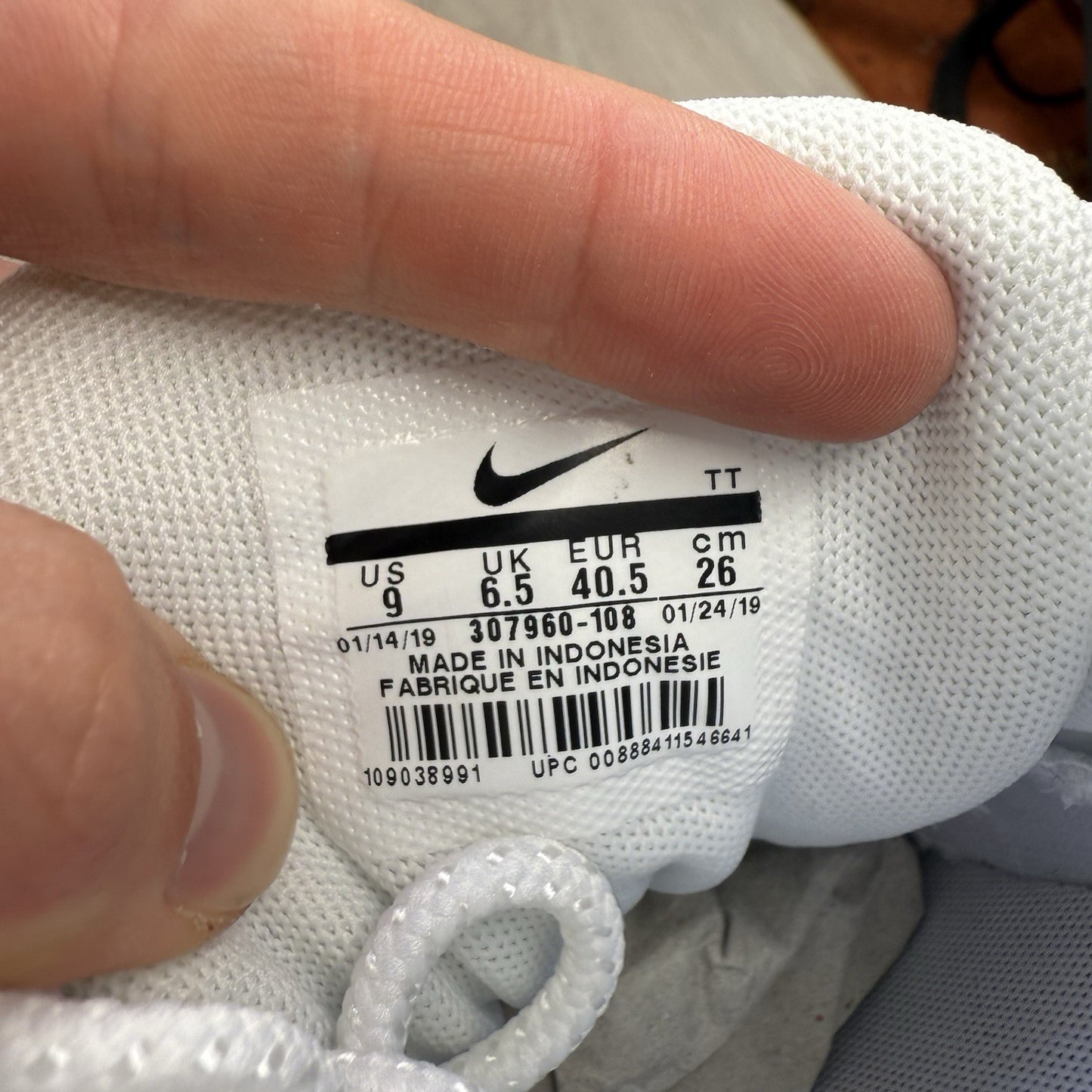 Nike Air Max 95 Trainers Triple White Size UK6.5 US9 EU40.5 307960-108