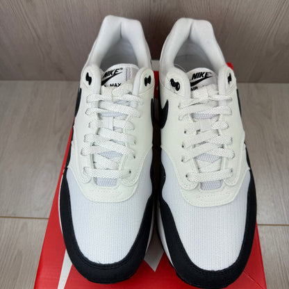 Nike Air Max 1 Black White