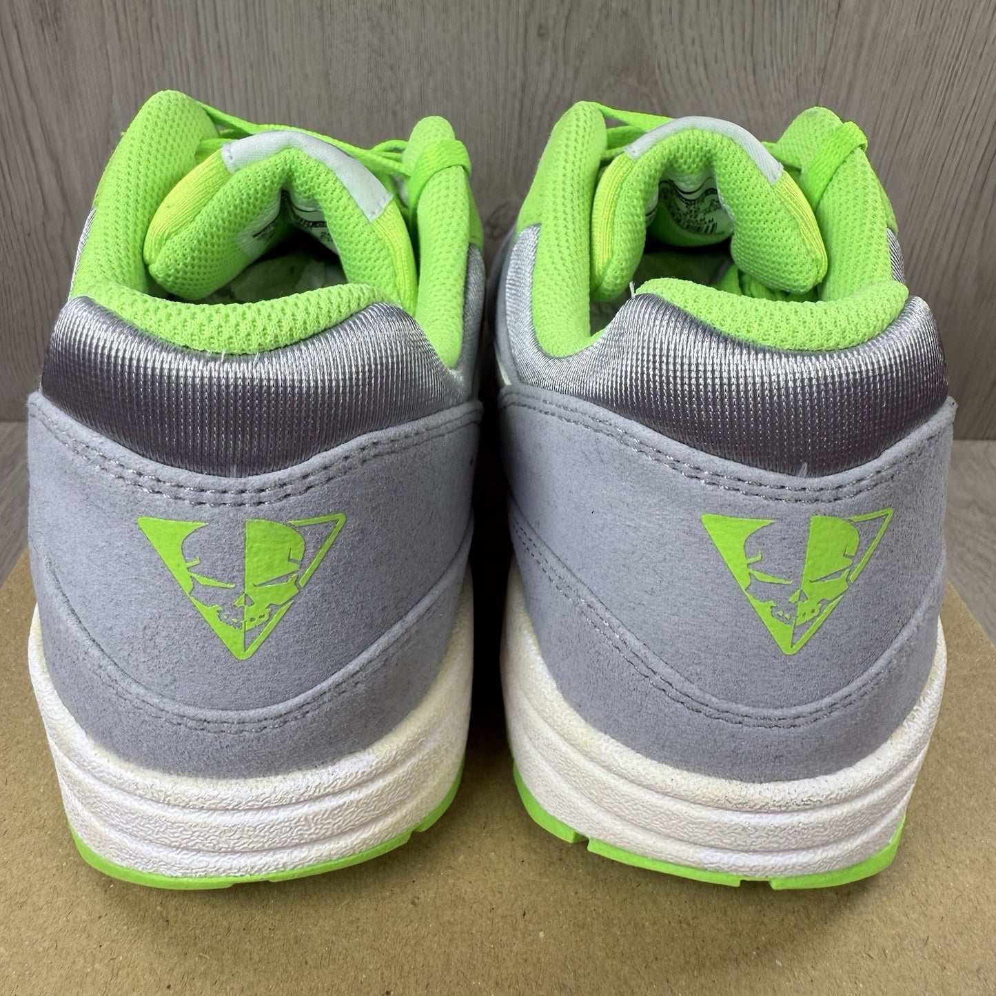 Nike Air Max 1 Premium Trainers Venom Wolf Grey Size UK6 US6.5 EU39 555766-013
