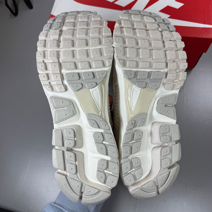 Nike Zoom Vomero 5 Light Orewood Brown HF1553-100