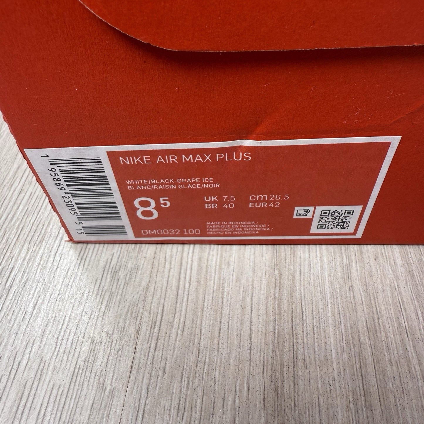 Nike TN Air Max Plus Trainers White Grape Ice Size UK7.5 US8.5 EU42 DM0032-100