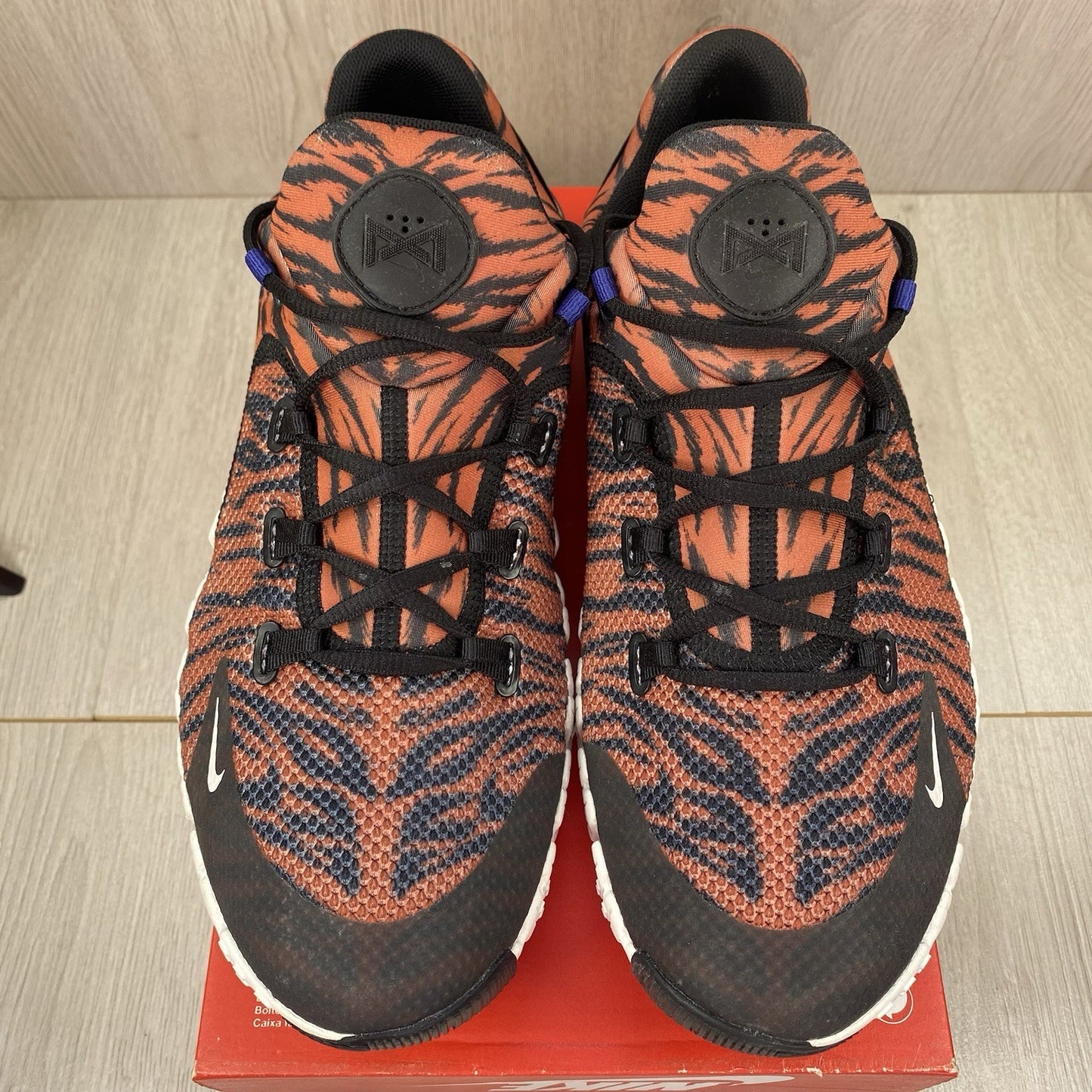 Nike Free Metcon 4 Trainers Tiger Sunrise Size UK9.5 US12 EU44.5 DJ8655-018