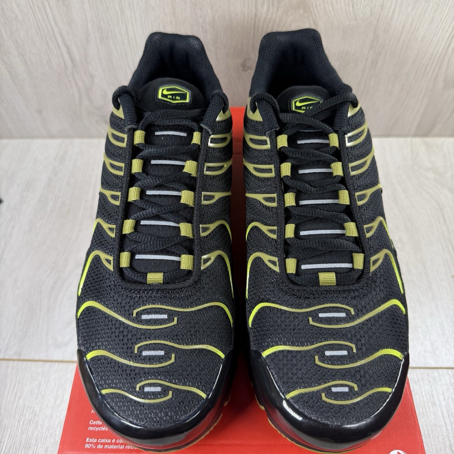 Nike TN Air Max Plus Trainers Black Moss Size UK6.5 US7.5 EU40.5 DM0032-010