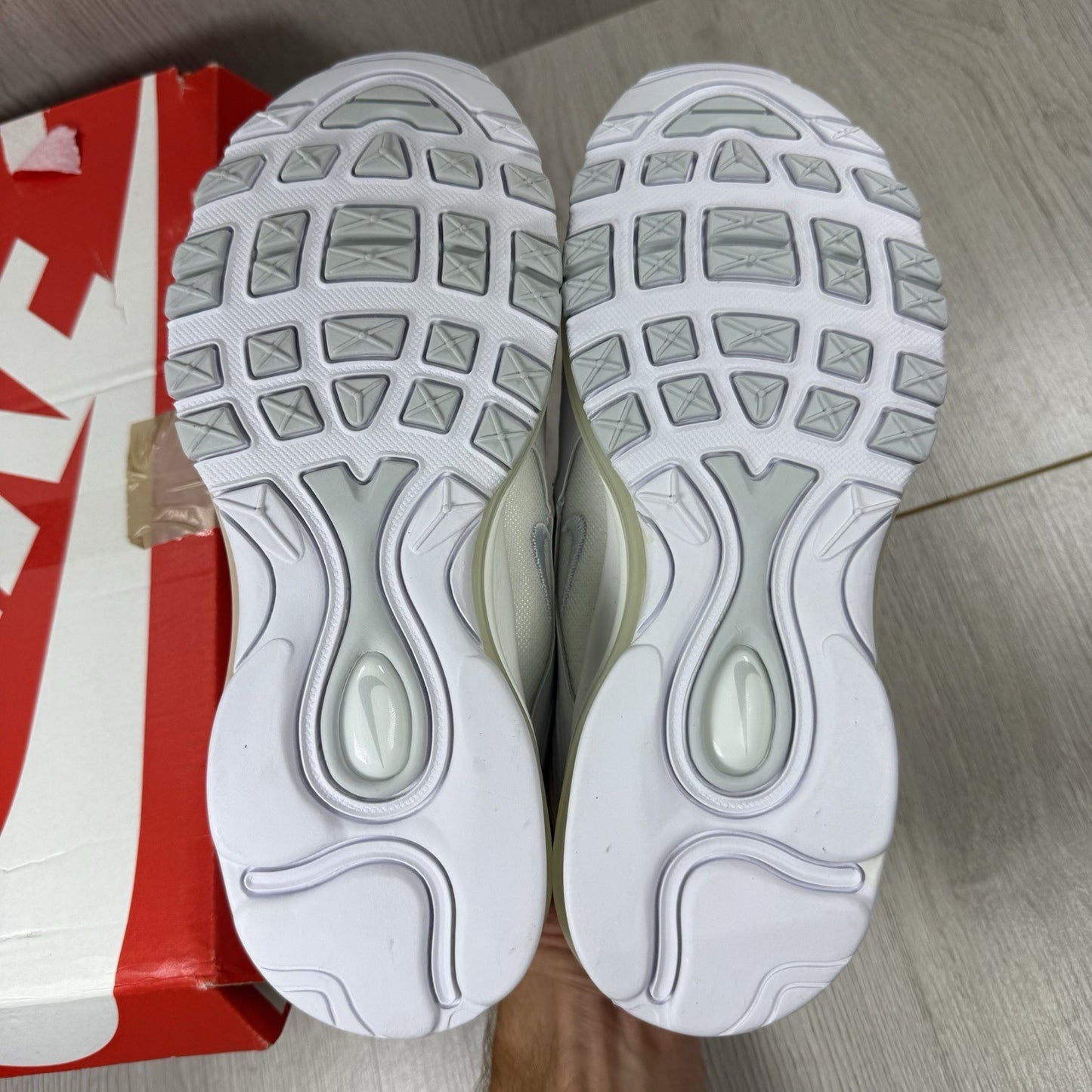 Nike Air Max 97 Trainers White Pure Platinum Size UK5 US7.5 EU38.5 921733-100
