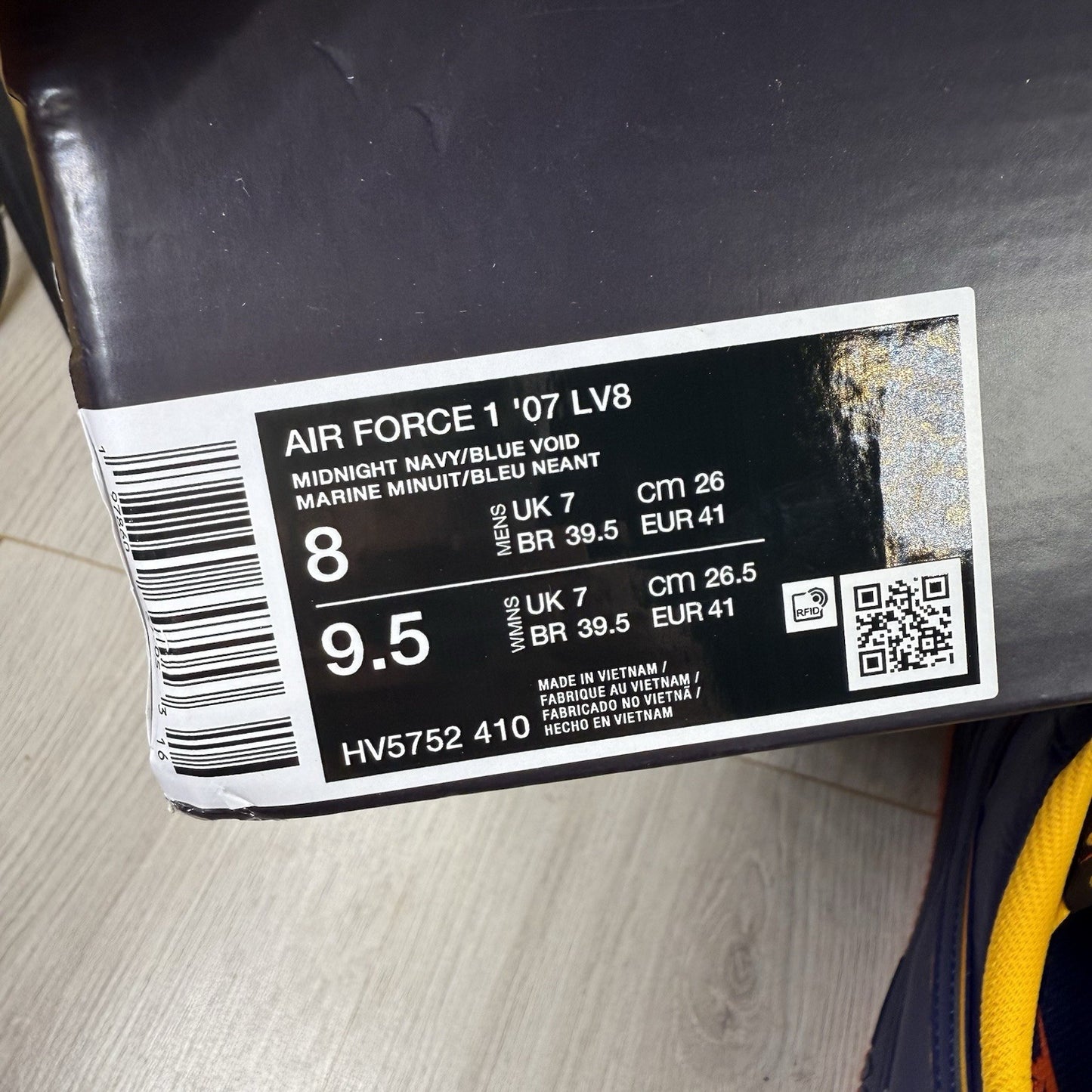 Nike Air Force 1 Trainers Retro Lettering Navy Size UK7 US8 EU41 HV5752-410