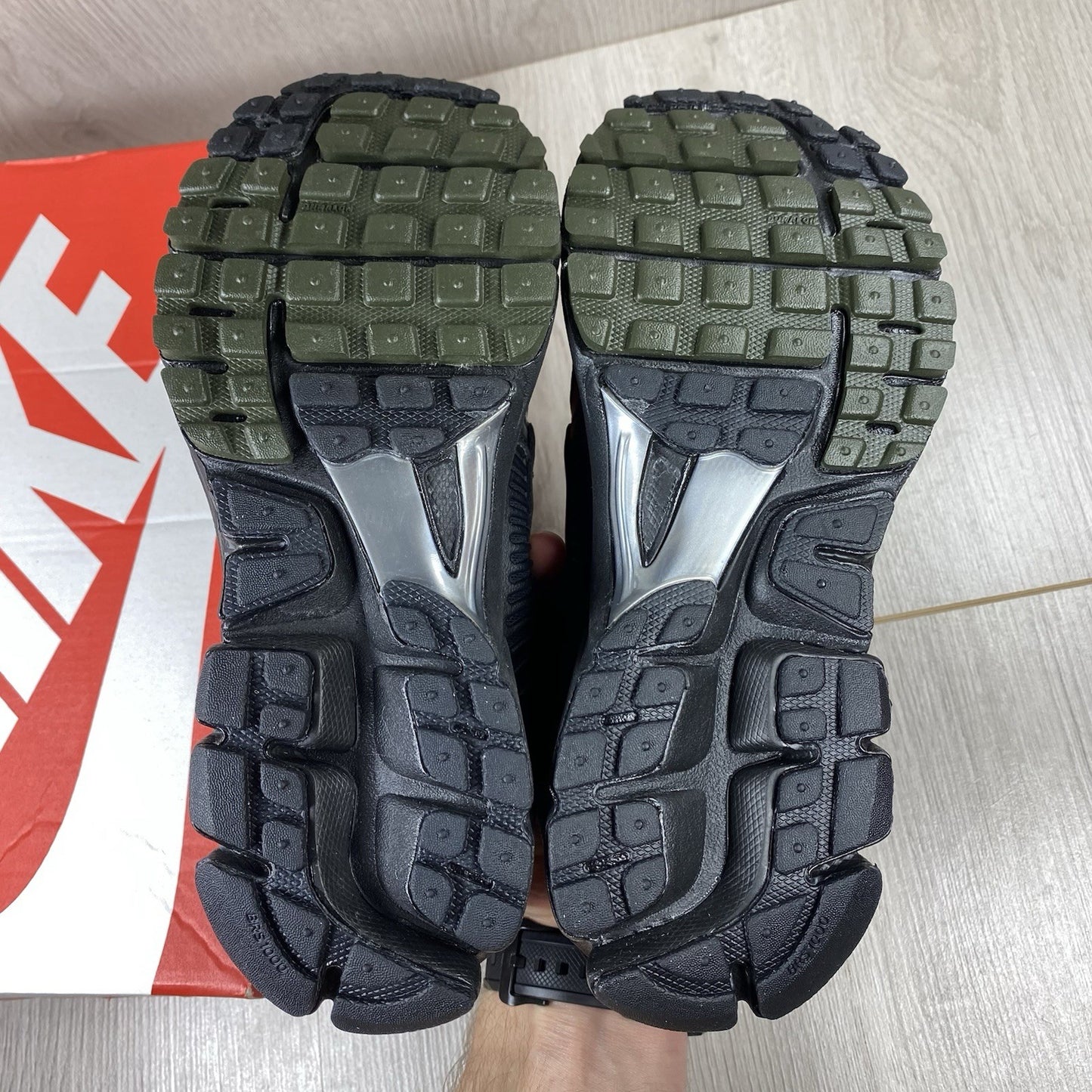 Nike Zoom Vomero 5 Trainers Black Sequoia Size UK4.5 US5 EU37.5 HV2527-001