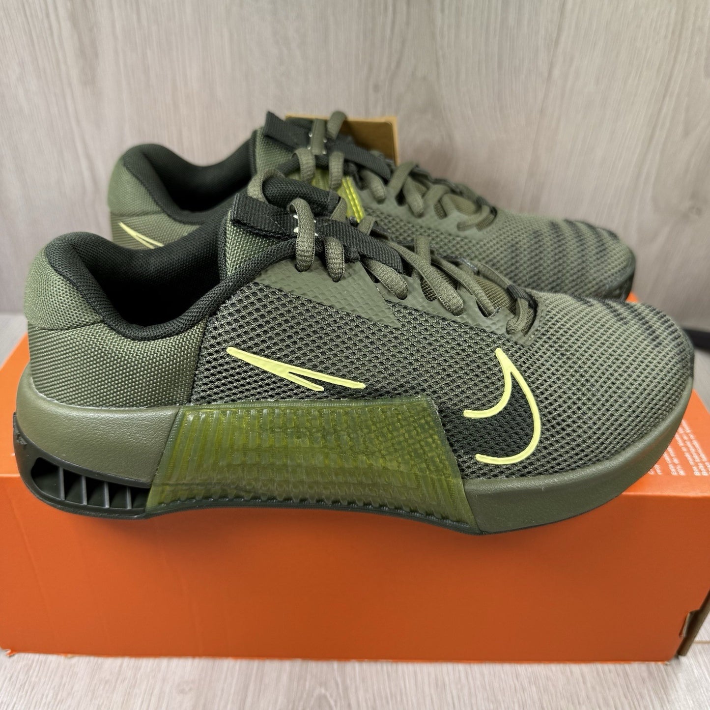 Nike Metcon 9 Trainers Olive Luminous Green UK6 US6.5 EU39 DZ2617-300