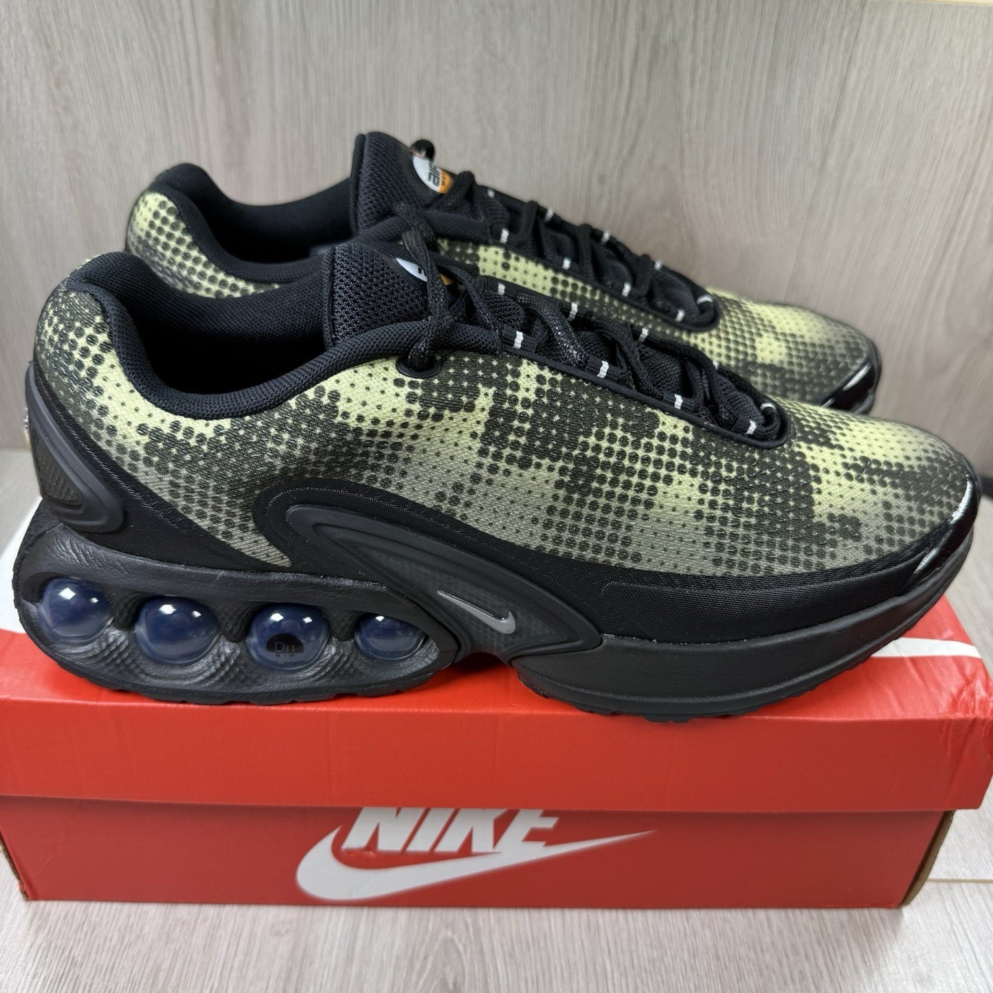 Nike Air Max DN Trainers Black Olive Aura Size UK10 US11 EU45 IB3078-010