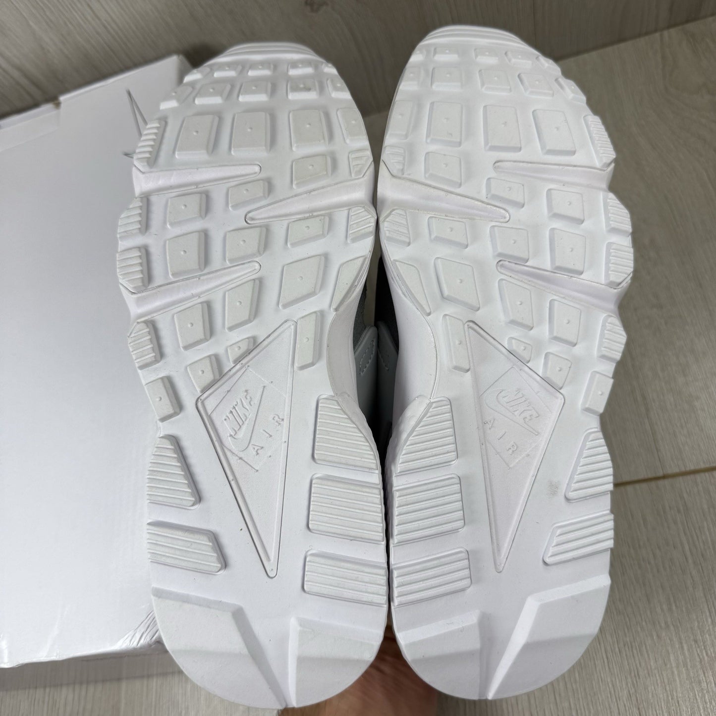 Nike ID Air Huarache Trainers White Grey Size UK5 US7.5 EU38.5 FD9782-900