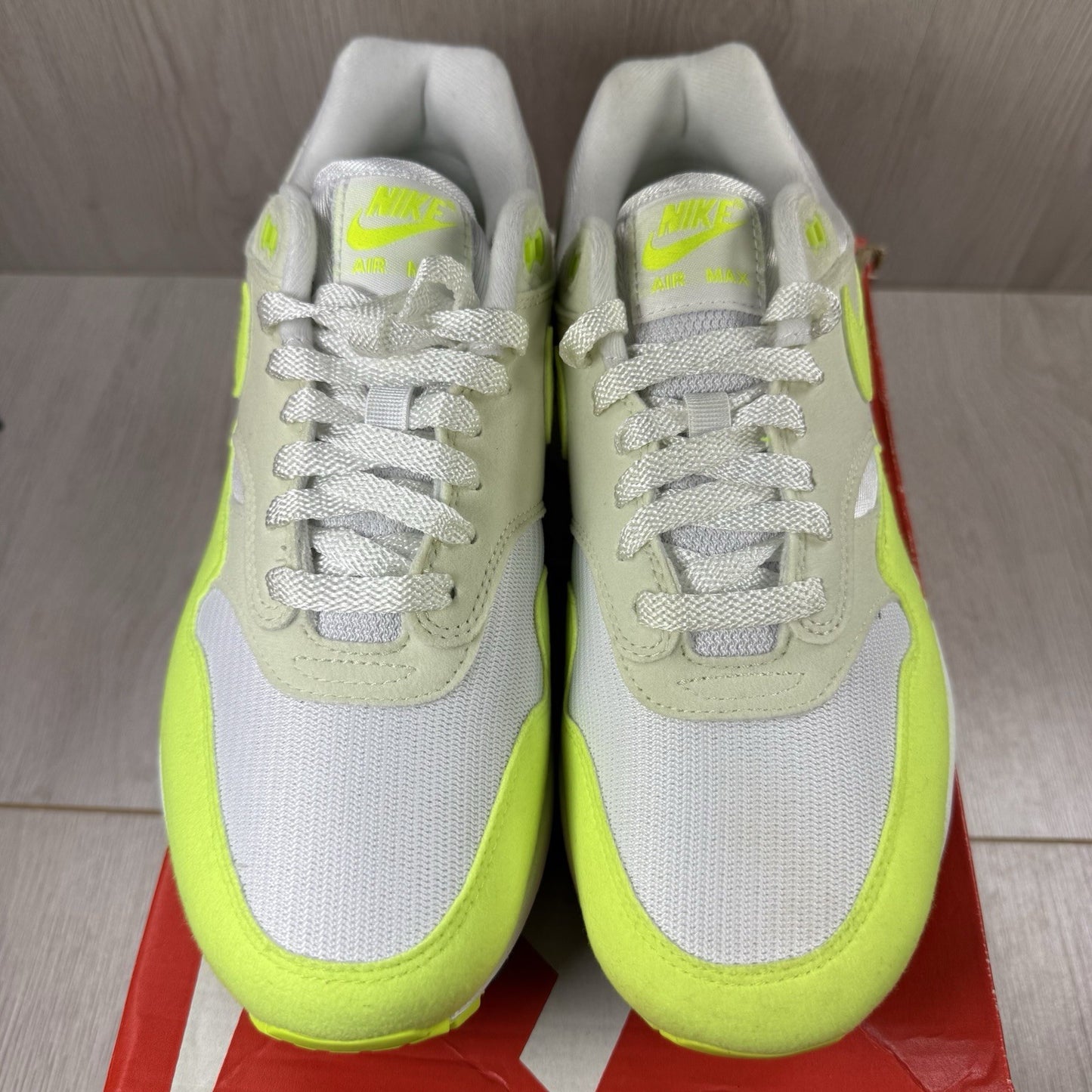 Nike Air Max 1 87 Trainers Volt Suede White Size UK6.5 US9 EU40.5 DZ2628-100