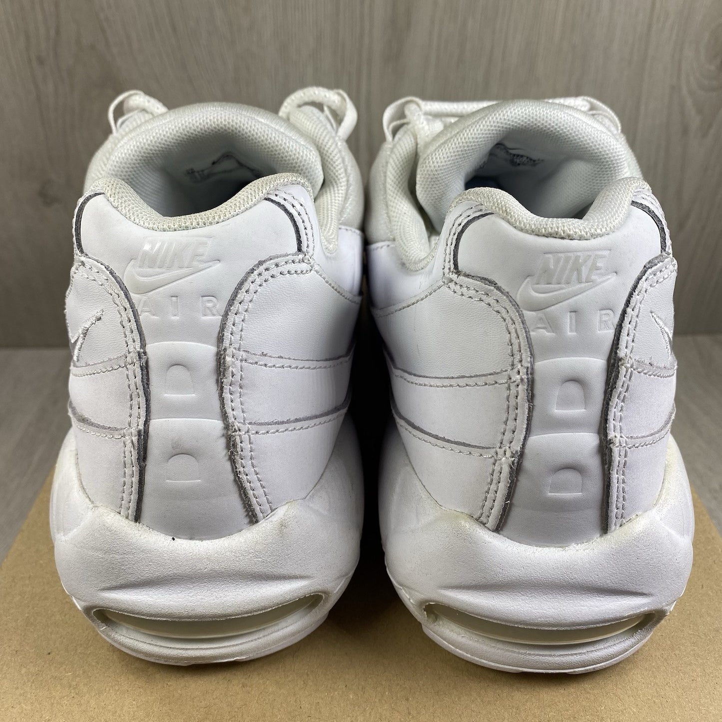Nike Air Max 95 Trainers Triple White Size UK7.5 US10 EU42 307960-108