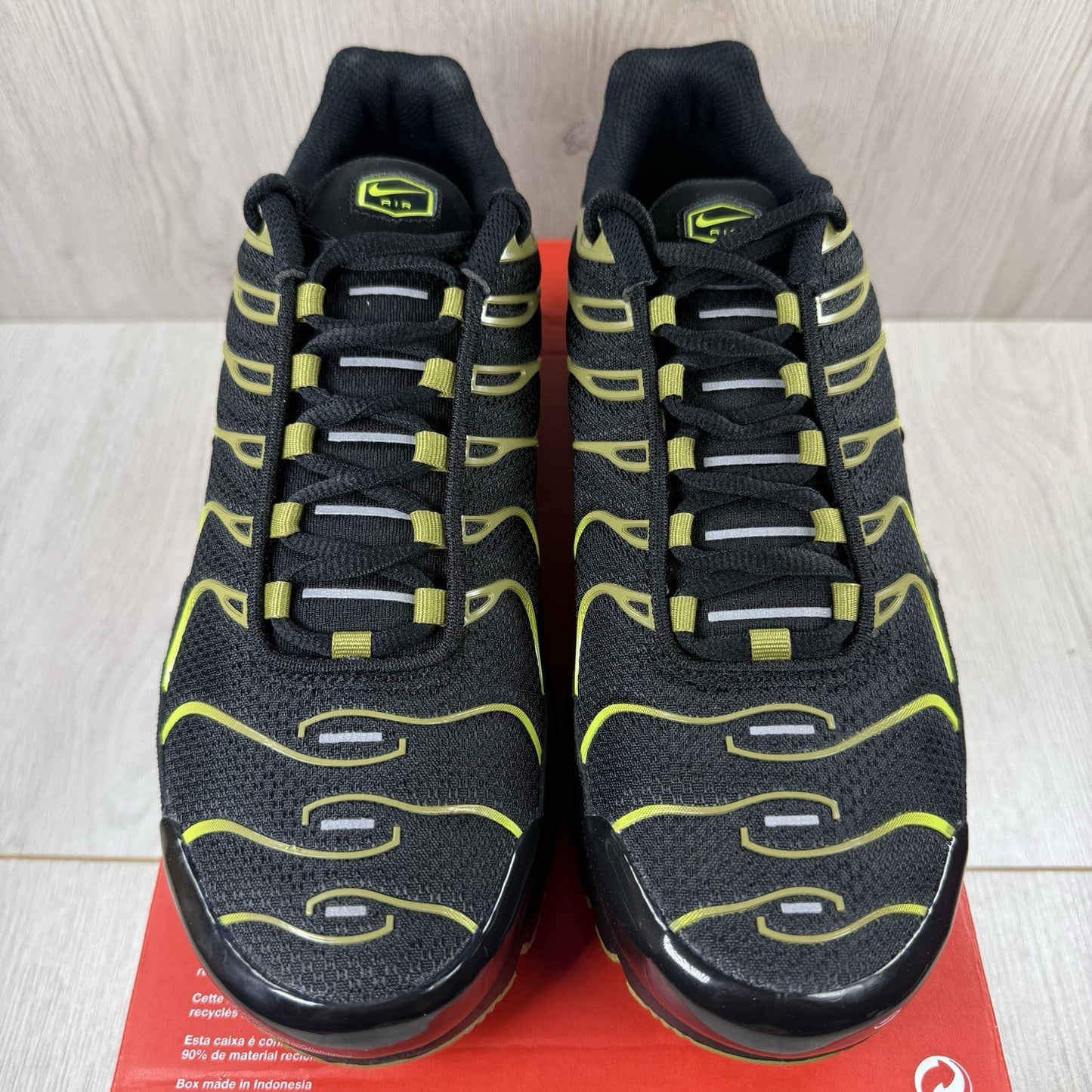 Nike TN Air Max Plus Trainers Black Moss Size UK6.5 US7.5 EU40.5 DM0032-010