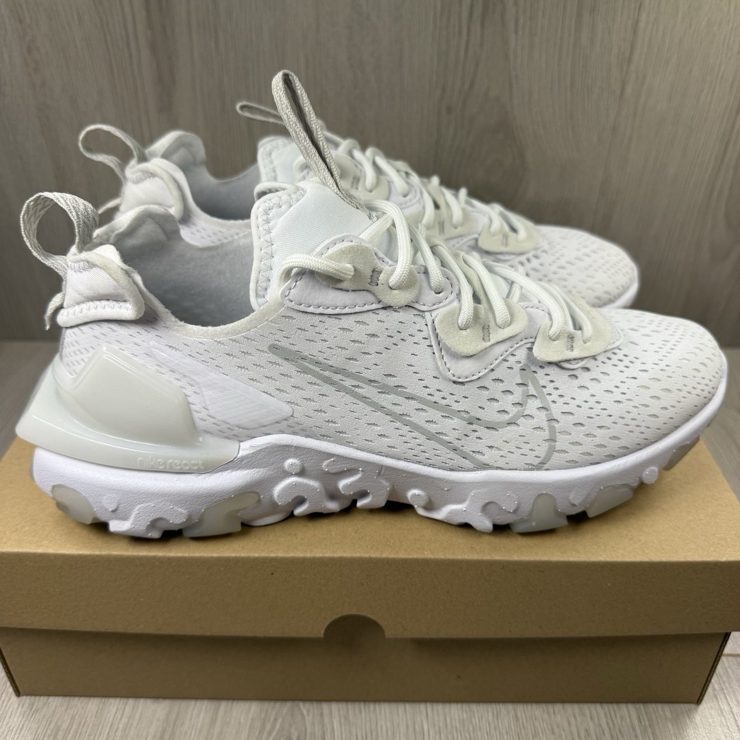 Nike React Vision Trainers White Light Smoke Size UK6.5 US7.5 EU40.5 CD4373-101