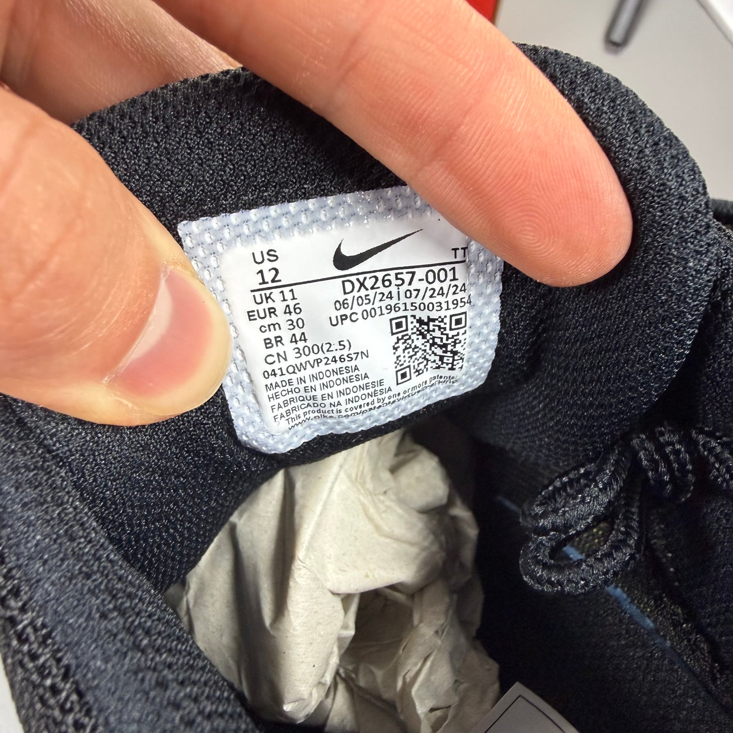 Nike Air Max 95 Black Safety Orange DX2657-001