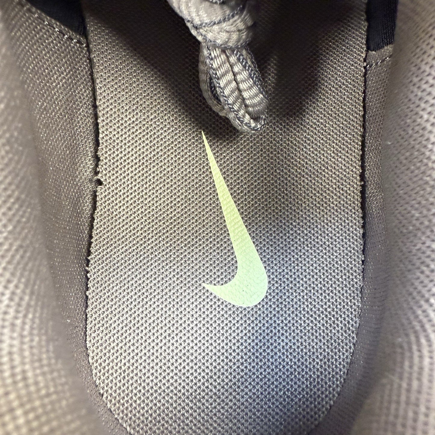 Nike P-6000 Trainers Cave Stone Medium Ash Size UK9.5 CD6404-20214