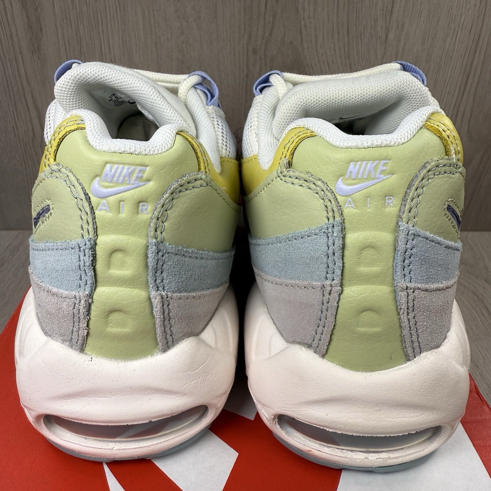 Nike Air Max 95 Trainers Easter Pastel White Size UK5 DR7867-1003