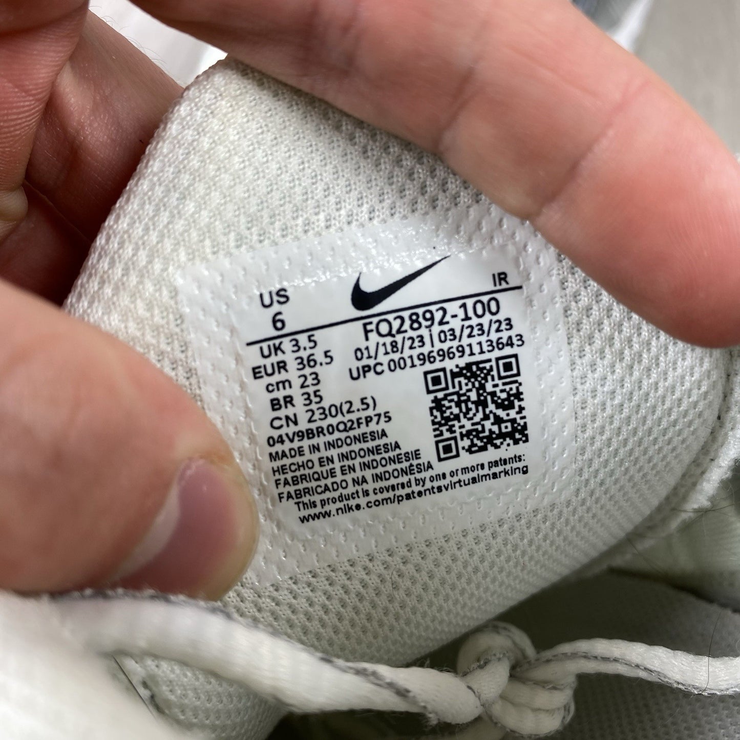 Nike TN Air Max Plus Trainers Smoke Grey Ashen Slate UK3.5 FQ2892-1006