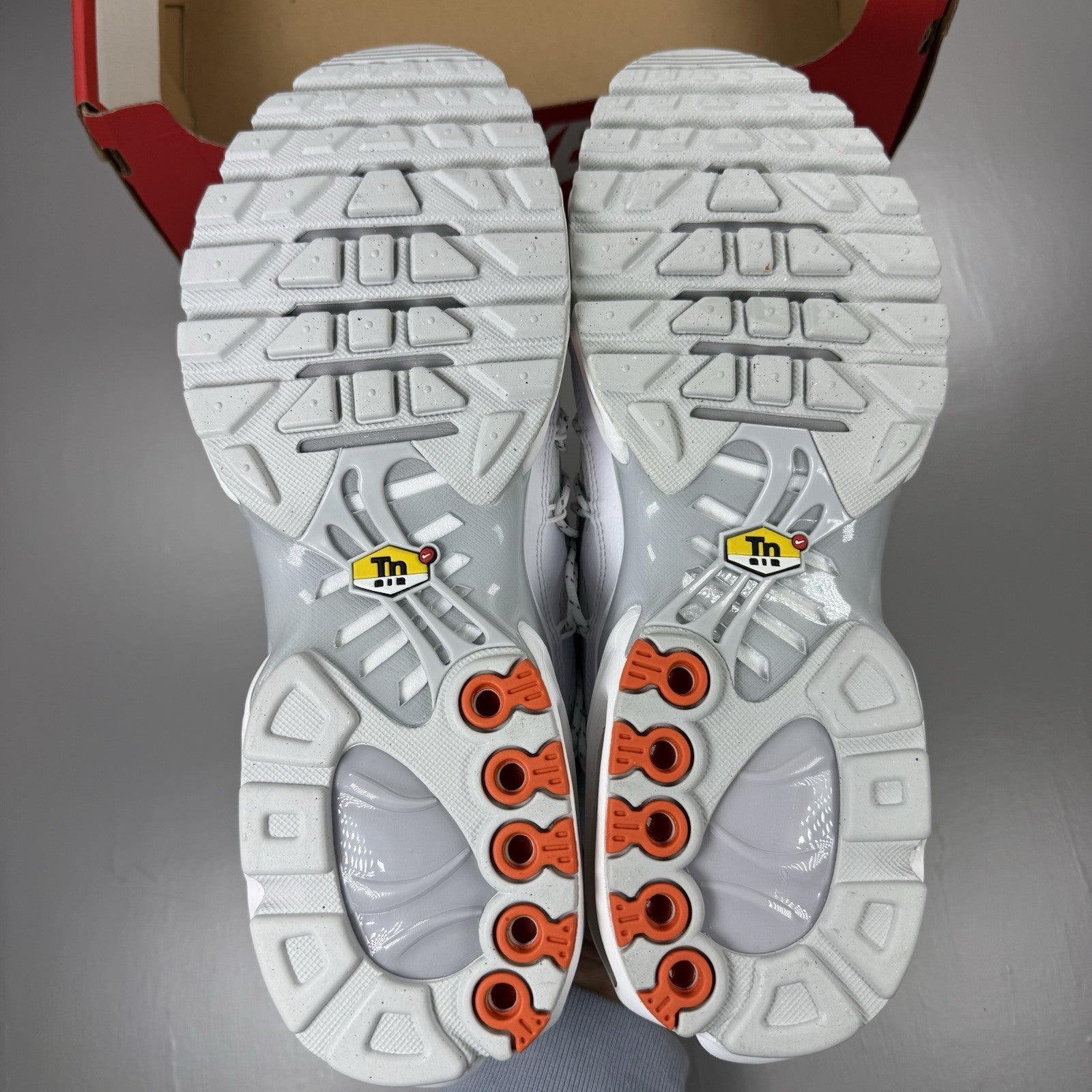 Nike Air Max Plus Utility TN Trainers White Platinum UK9.5 FJ4232-1003