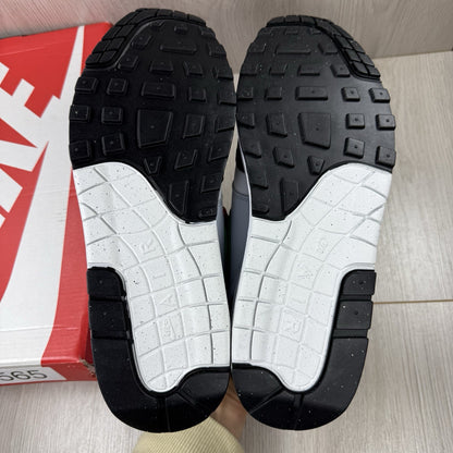 Nike Air Max 1 Trainers White Black Stadium Green Size UK9.5 FN6952-10013