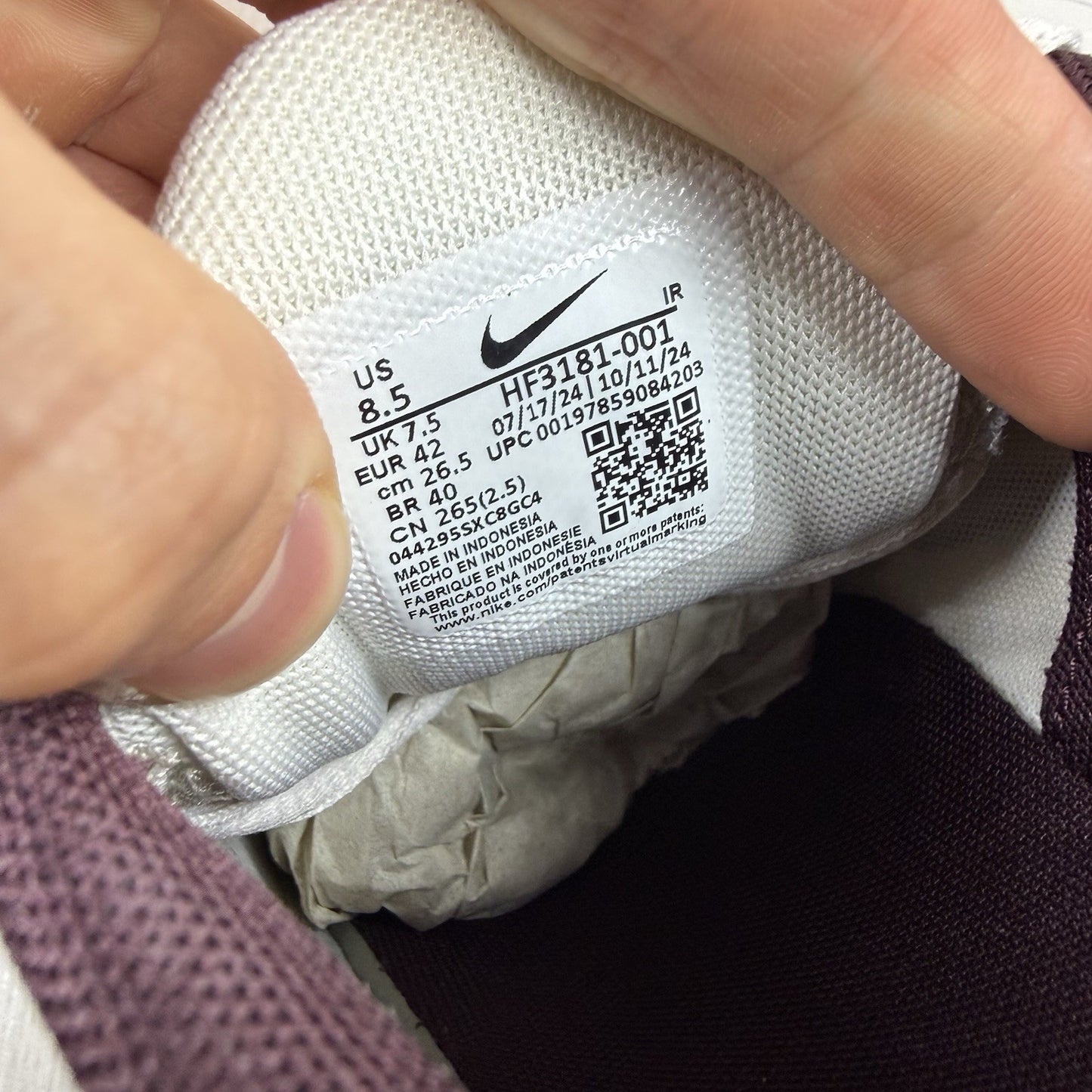 Nike Air Max Plus TN PRM Trainers Phantom Burgundy Size UK7.5 HF3181-00115