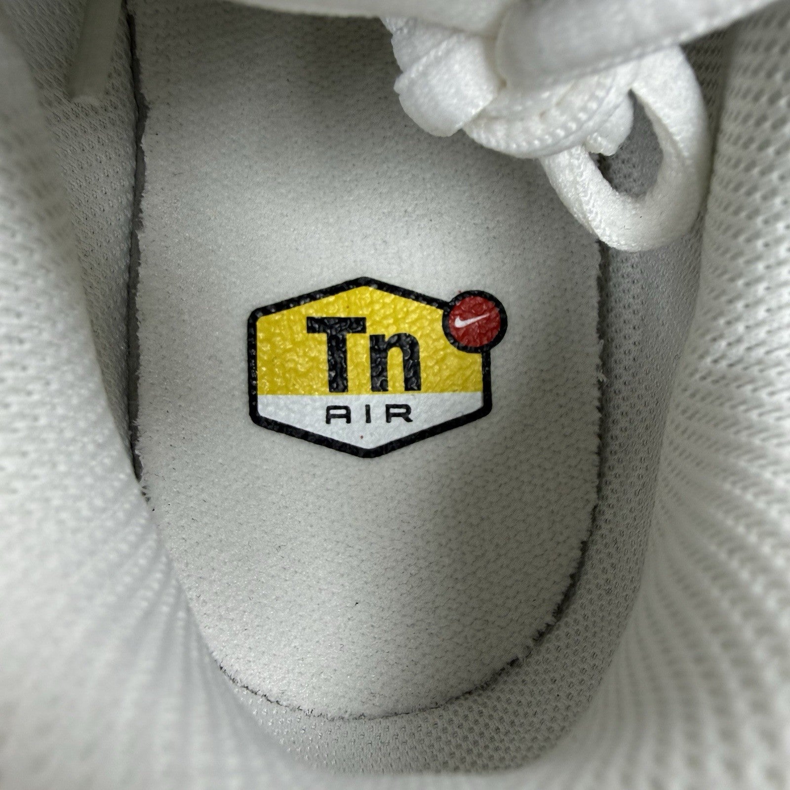 Nike Air Max Plus TN Trainers Phantom Safety Orange Size UK8 DM0032-01914