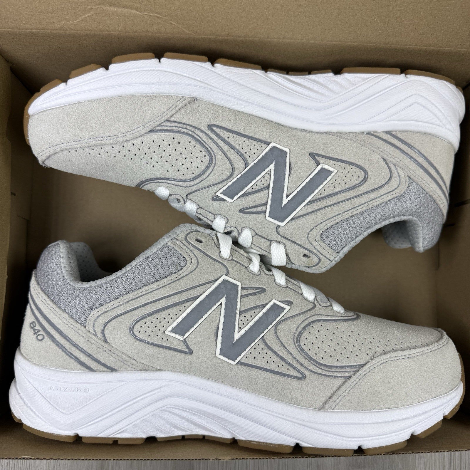 New Balance 840v2 Trainers Grey White Size UK7 WW840GY20