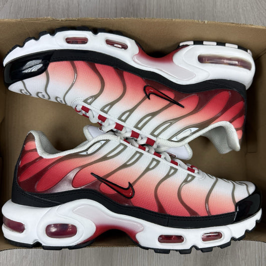 Nike Air Max Plus TN Trainers White University Red Size UK7 HM9611-1000