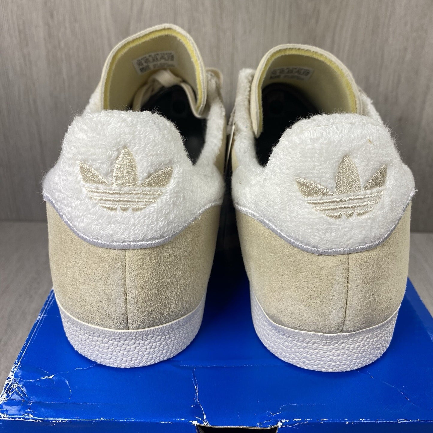 Adidas Gazelle Trainers Ecru Tint Beige White Size UK9.5 EE55013