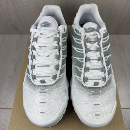 Nike Air Max Plus TN Trainers Size UK4.5 White Mica Green DZ3670-1009