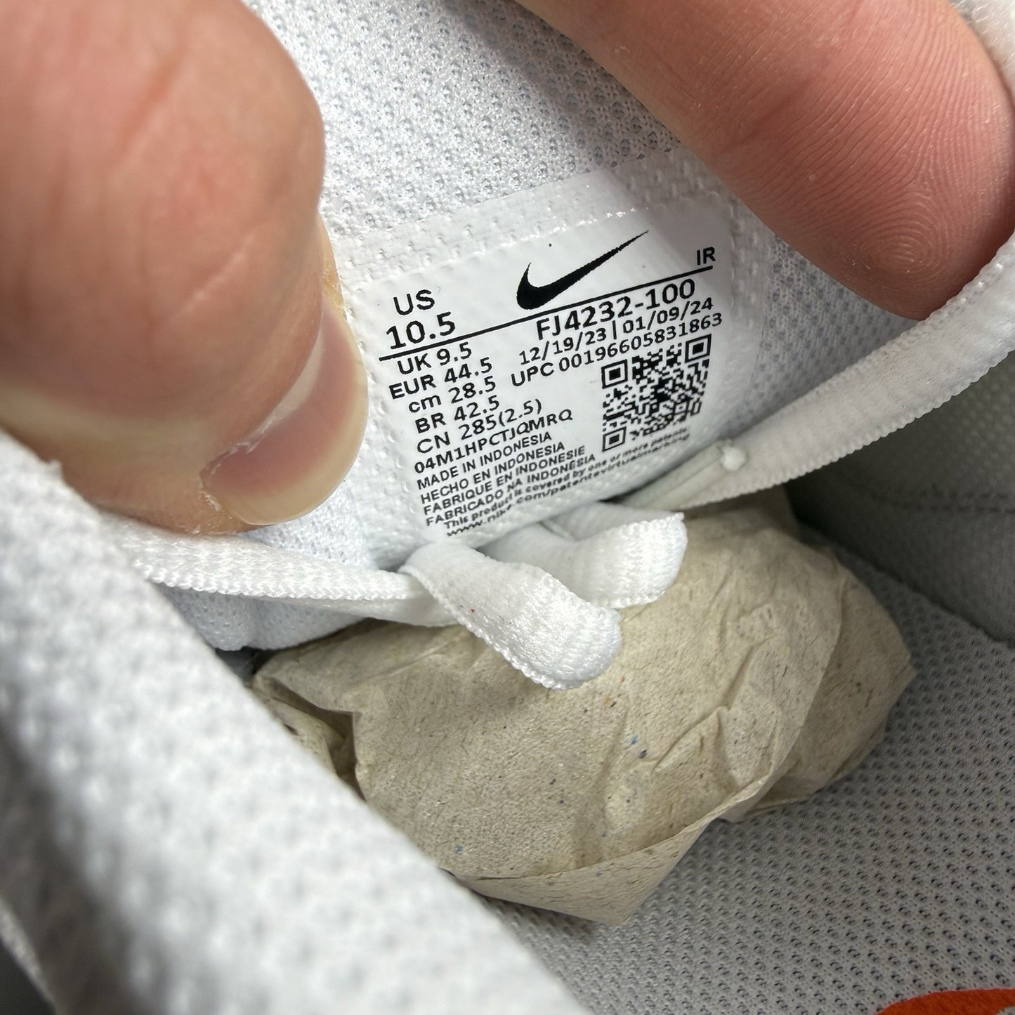 Nike Air Max Plus Utility TN Trainers White Platinum UK9.5 FJ4232-10012