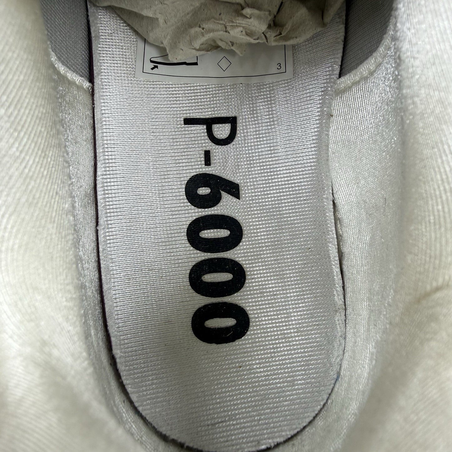 Nike P-6000 Trainers Metallic Silver White Size UK9 CN0149-00111