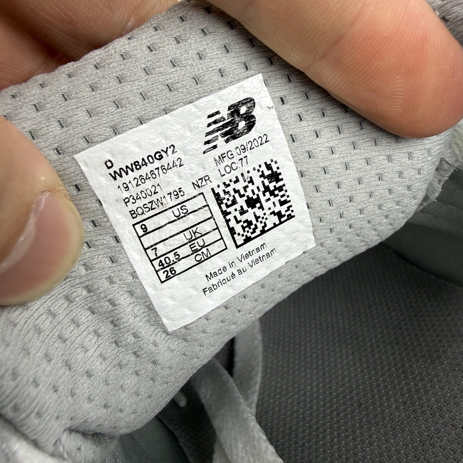 New Balance 840v2 Trainers Grey White Size UK7 WW840GY213