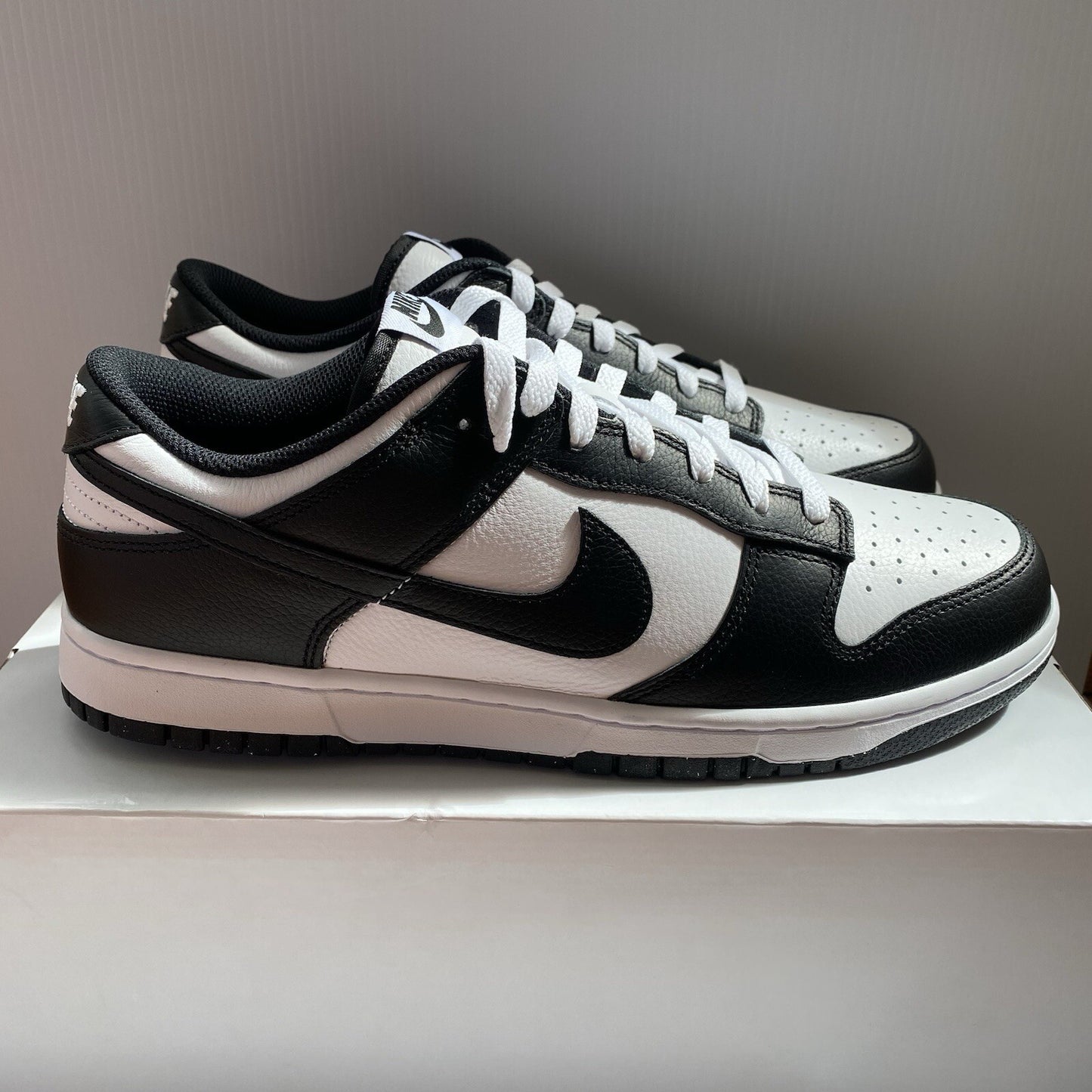 Nike Dunk Low Trainers Panda Black White Size UK10.5  D07413-9911