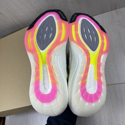 Adidas Ultra Boost 21 Trainers White Solar Yellow Size UK7 FY04014