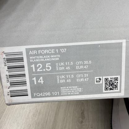 Nike Air Force 1 Low Trainers White Black Size UK11.5 F04296-10115