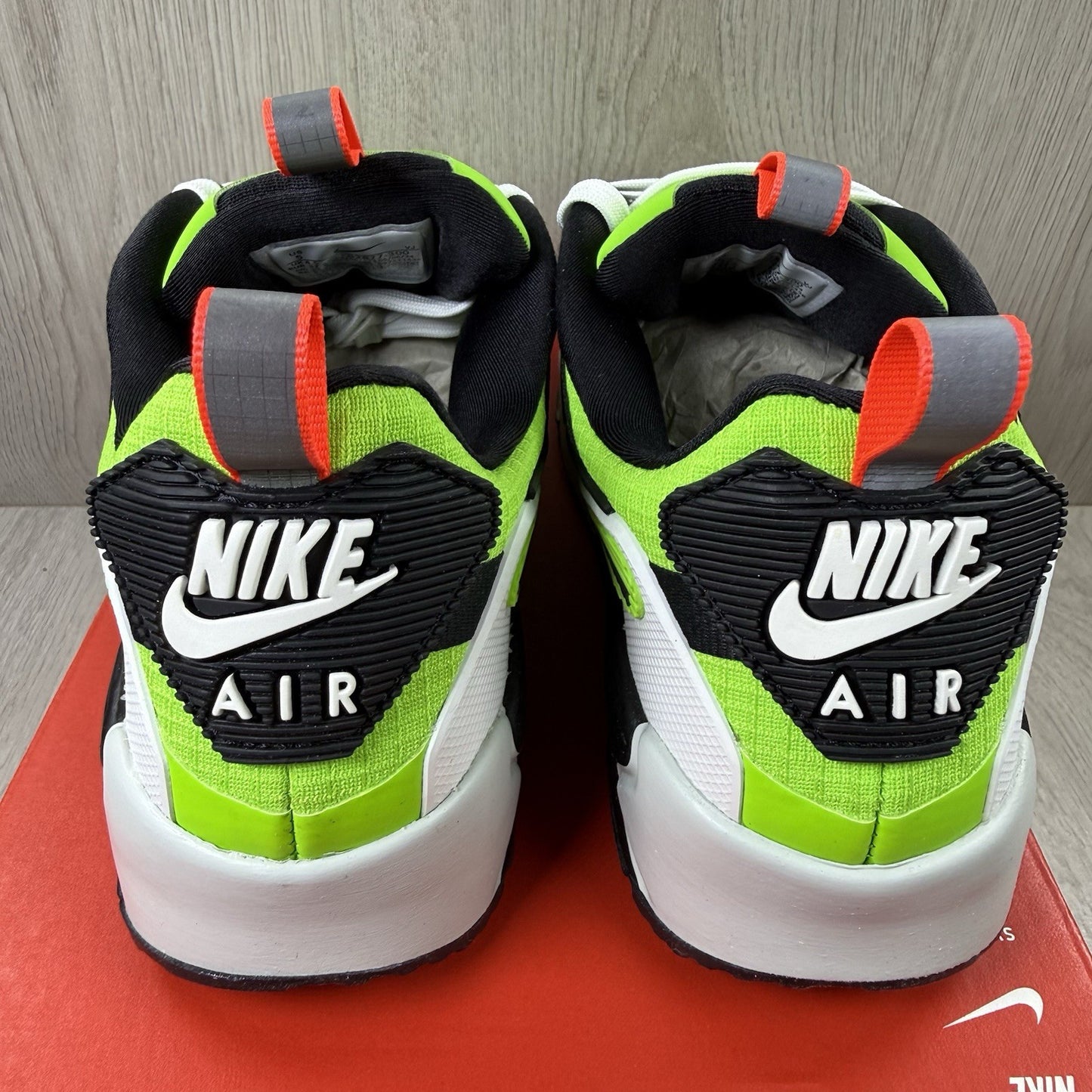Nike Air Max 90 Drift Trainers Action Green Size UK5 FB2877 30011