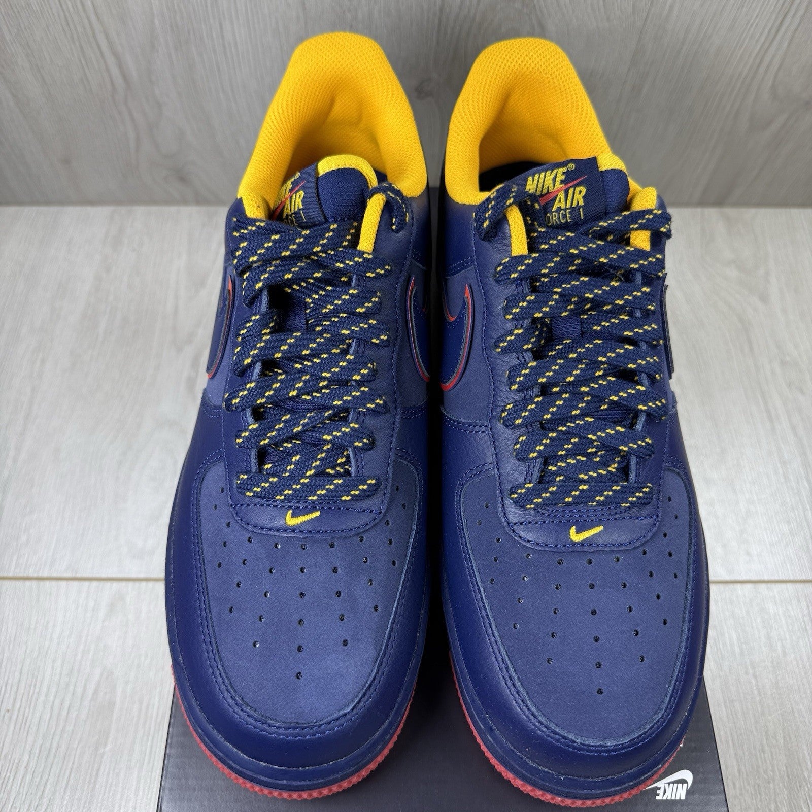 Nike Air Force 1 Low Trainers Retro Pack Navy Gold Size UK7 HV5752 41010