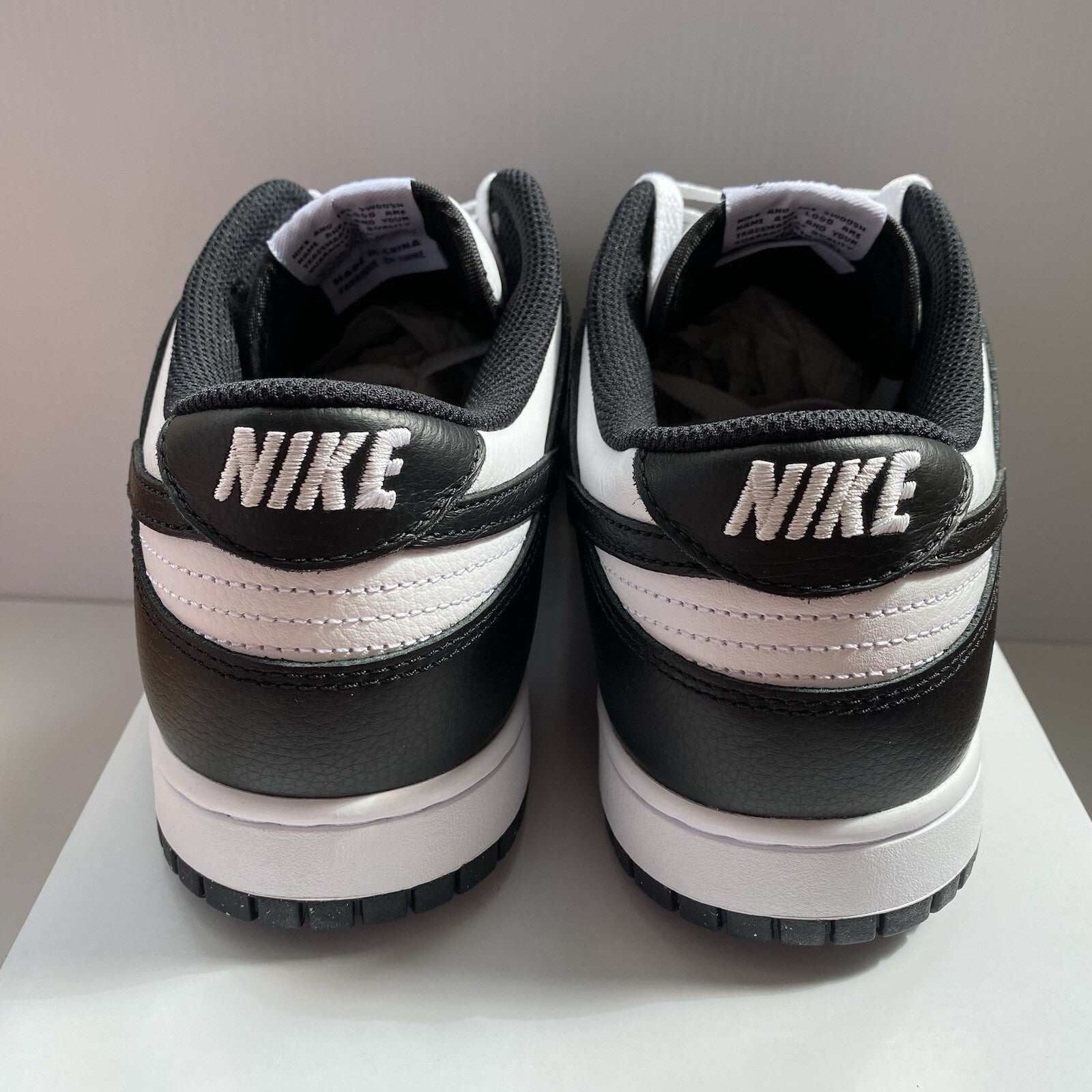 Nike Dunk Low Trainers Panda Black White Size UK10.5  D07413-9913