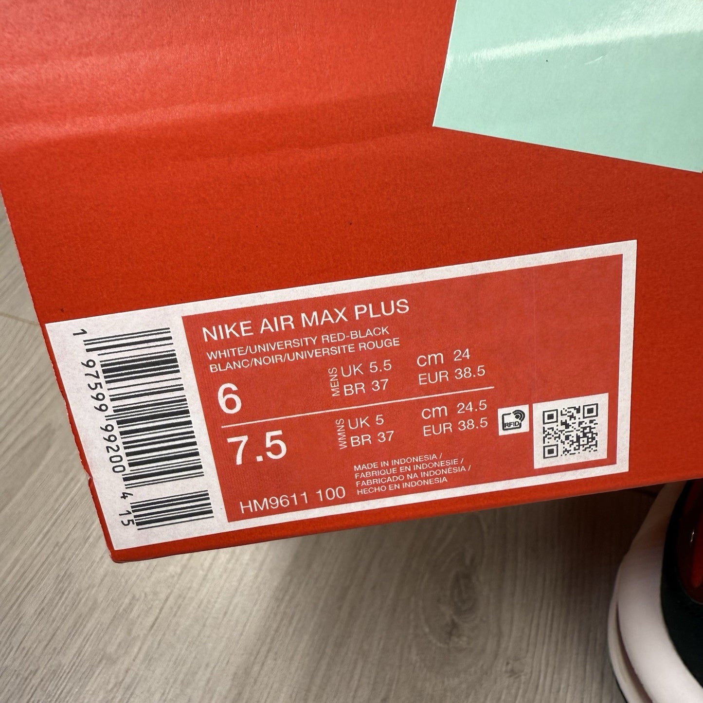 Nike Air Max Plus TN Trainers White Uni Red Size UK5.5 HM9611-10013