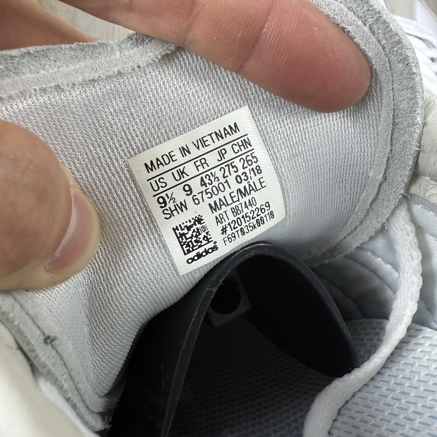 Adidas Jeans Trainers White Green Gum Size UK9 BB74405