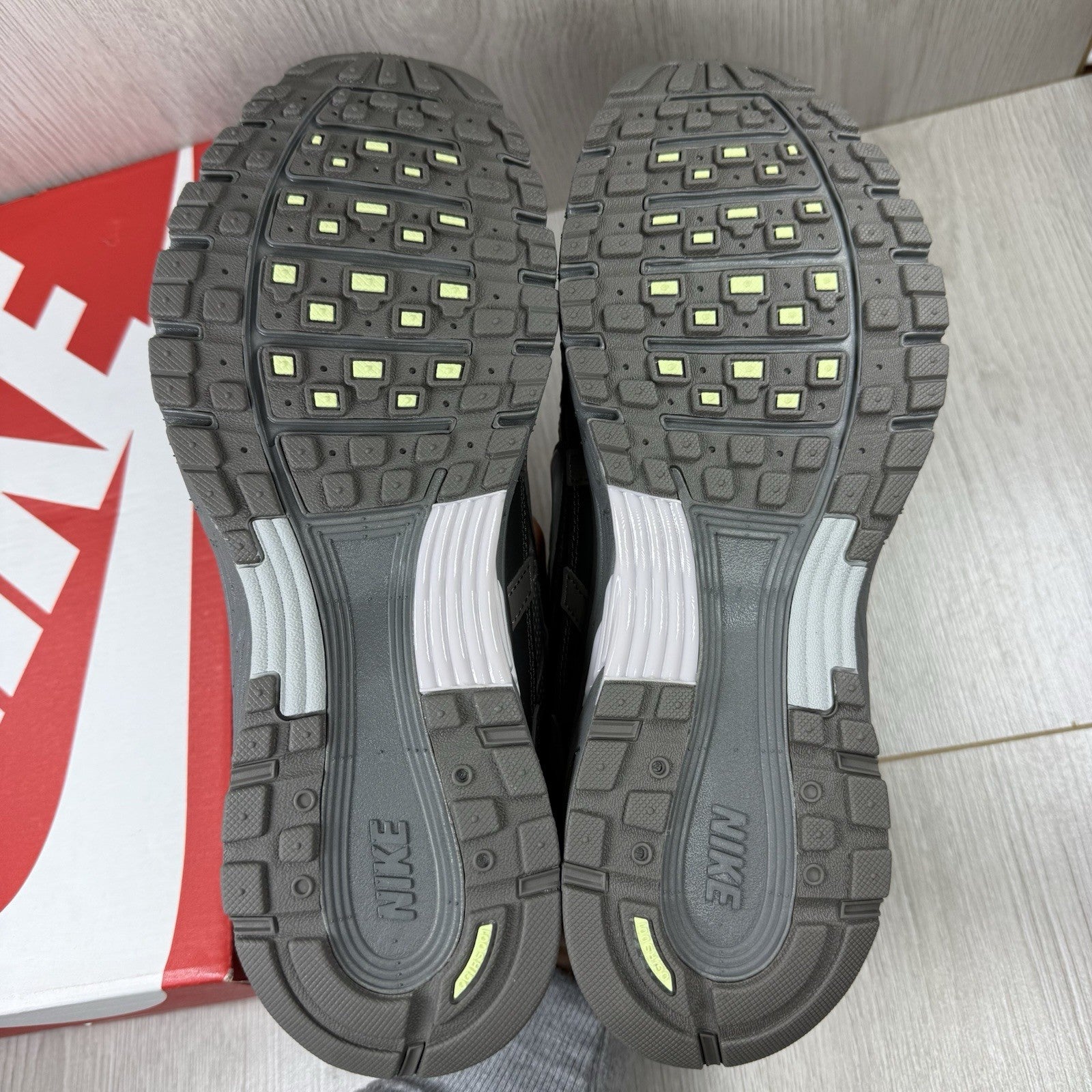 Nike P-6000 Trainers Cave Stone Size UK7 CD6404-2025