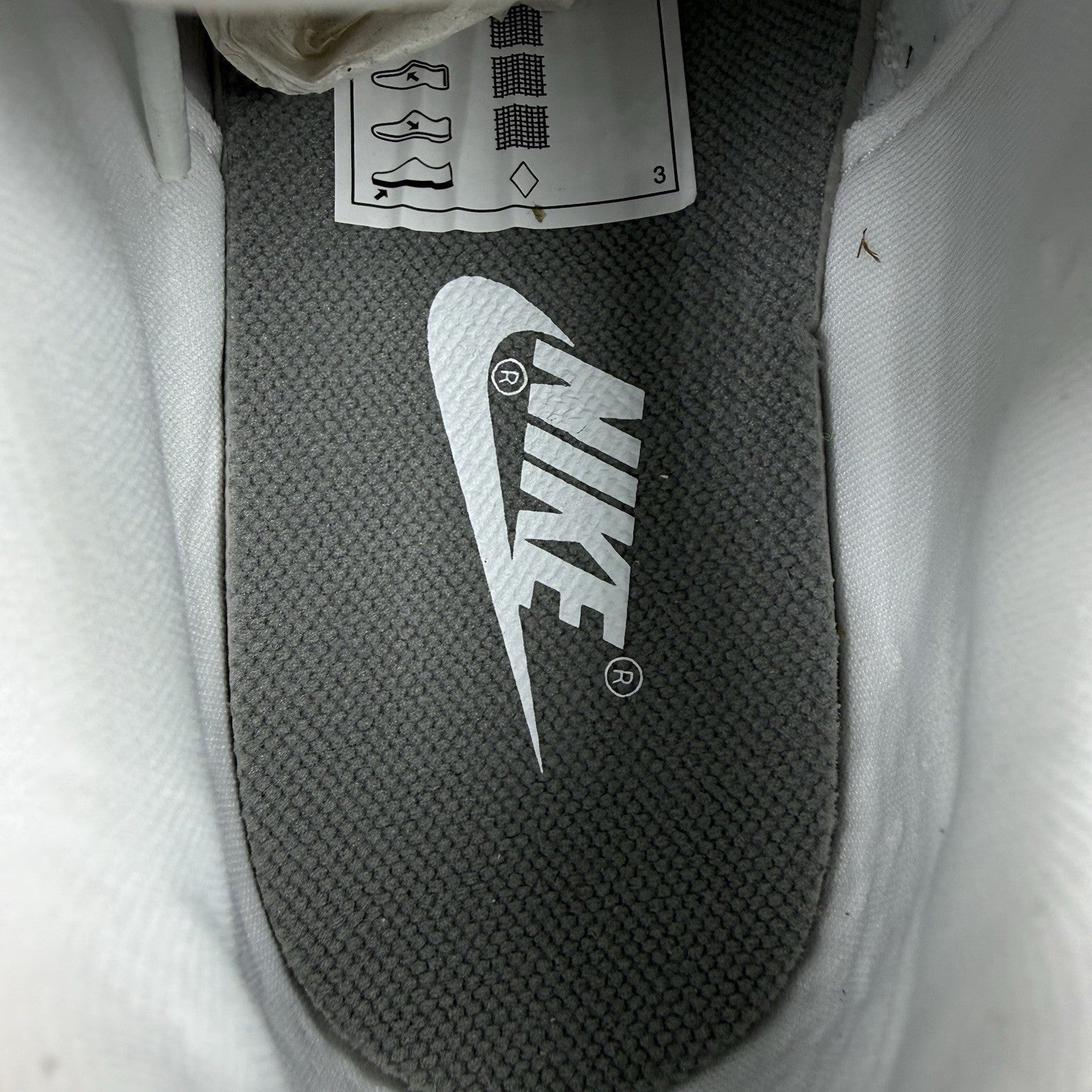 Nike Air Max Plus TN Trainers White Size UK7 604133-13913