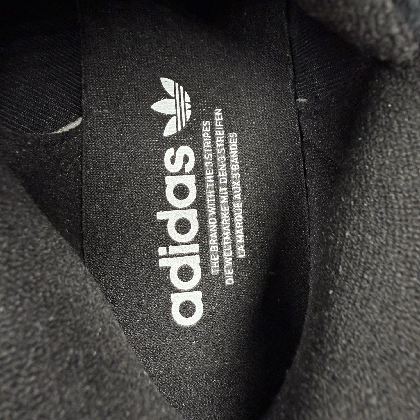 Adidas Campus 00’s Trainers Core Black Yellow Size UK7.5 1/3 II00356