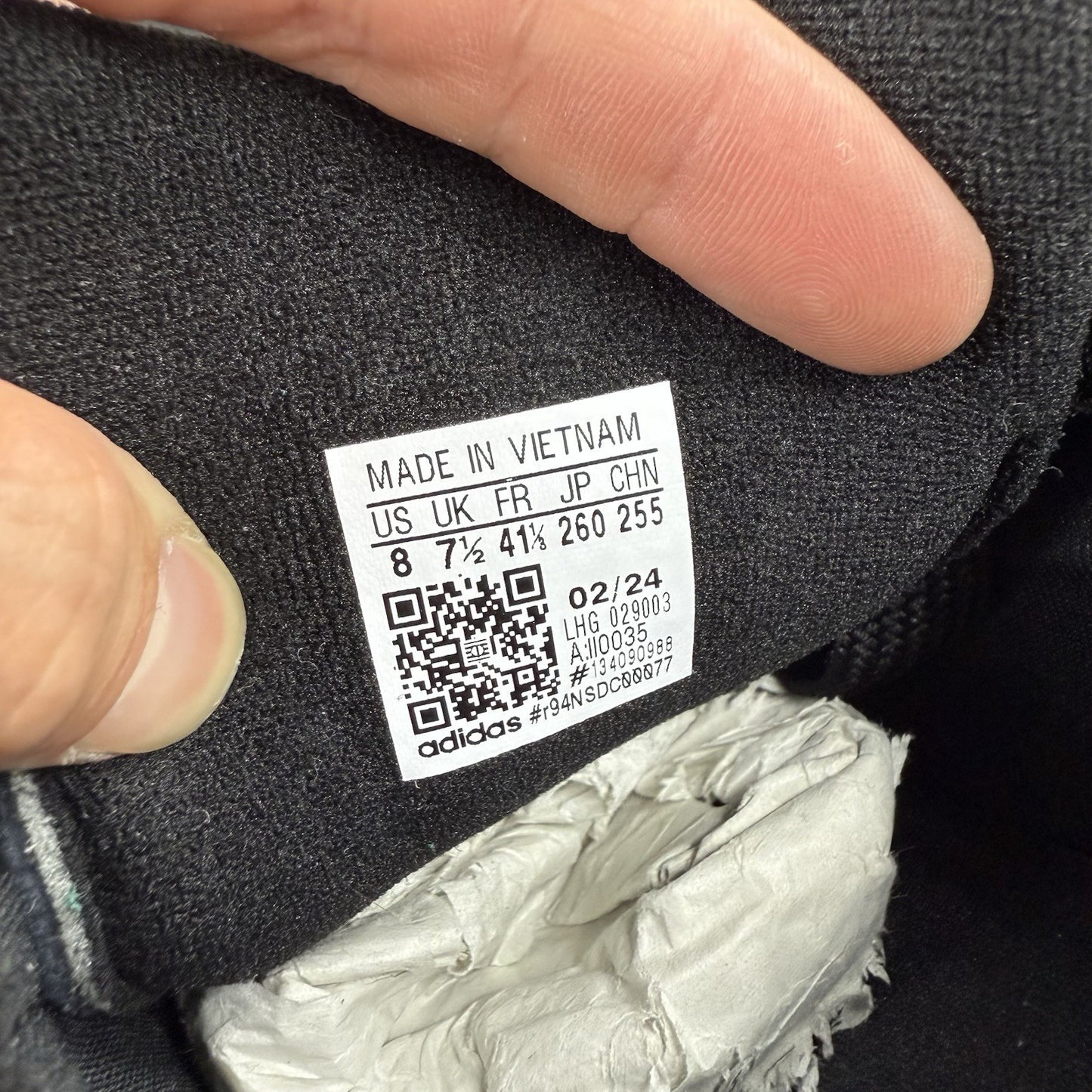 Adidas Campus 00’s Trainers Core Black Yellow Size UK7.5 1/3 II003515