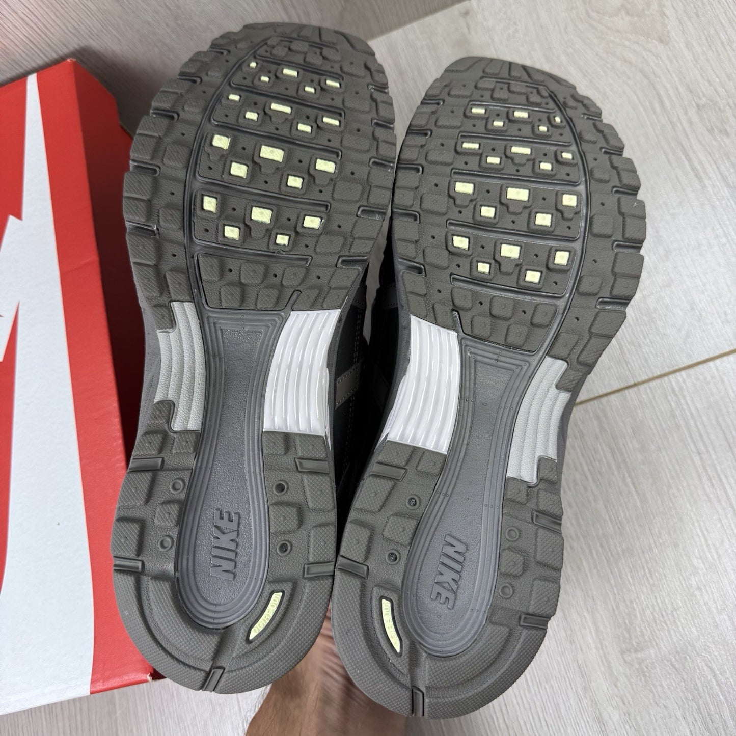 Nike P-6000 Trainers Cave Stone Medium Ash Size UK9.5 CD6404-20213