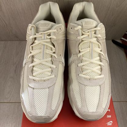 Nike Zoom Vomero 5 Light Orewood Brown Size UK14 HF1553-1005