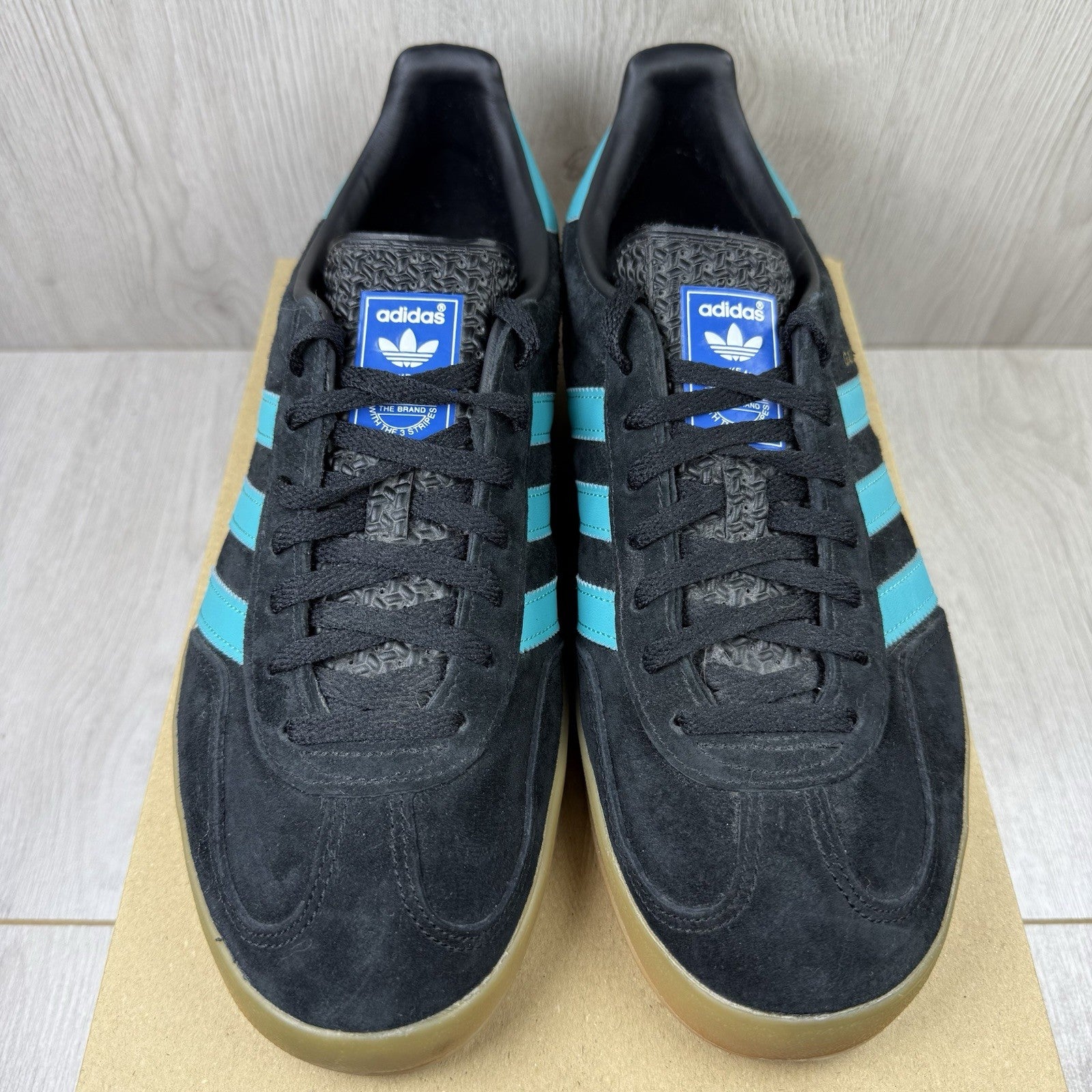 Adidas Gazelle Indoor Trainers Size UK9 EU43 1/3 Core Black Aqua EE57322