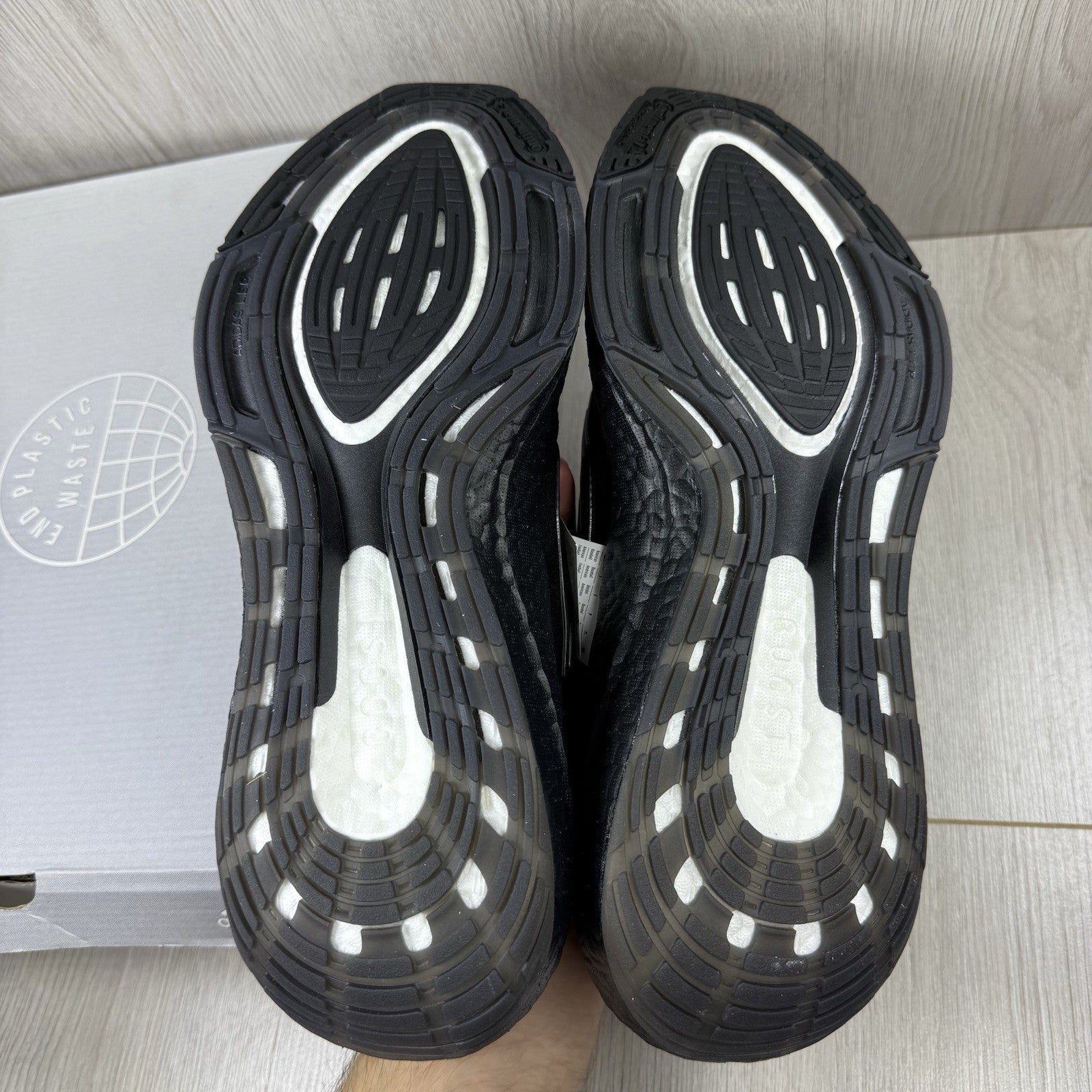 Adidas Ultra Boost 22 Trainers Triple Black Size UK10 EU42 2/3 GZ01277